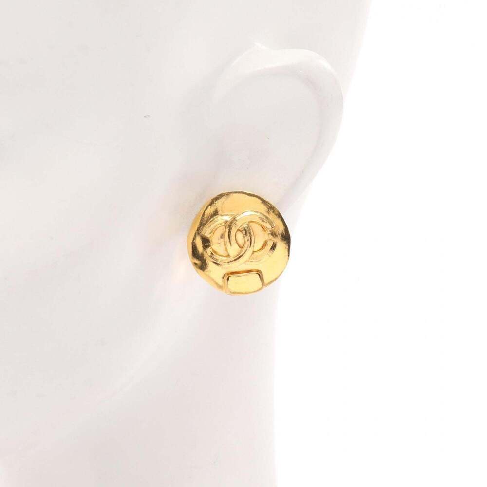 CHANEL Gold Logo Earrings - Picture 4 of 5